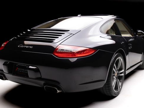 Used 2010 Porsche 911 Carrera RWD image 23