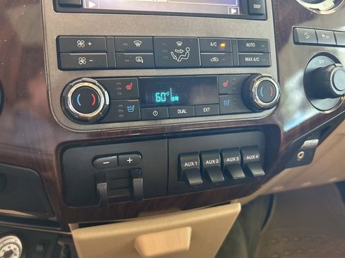 Used 2011 Ford F250 Lariat w/ Lariat Ultimate Pkg image 43