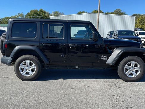 Certified 2021 Jeep Wrangler Unlimited Sport image 8