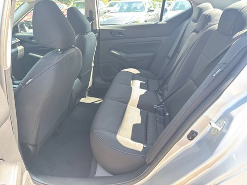 Used 2025 Nissan Altima 2.5 SV FWD image 25