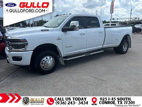 Used 2025 RAM 3500 Laramie AWD/4WD image 8