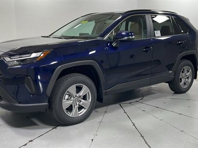 New 2025 Toyota RAV4 XLE