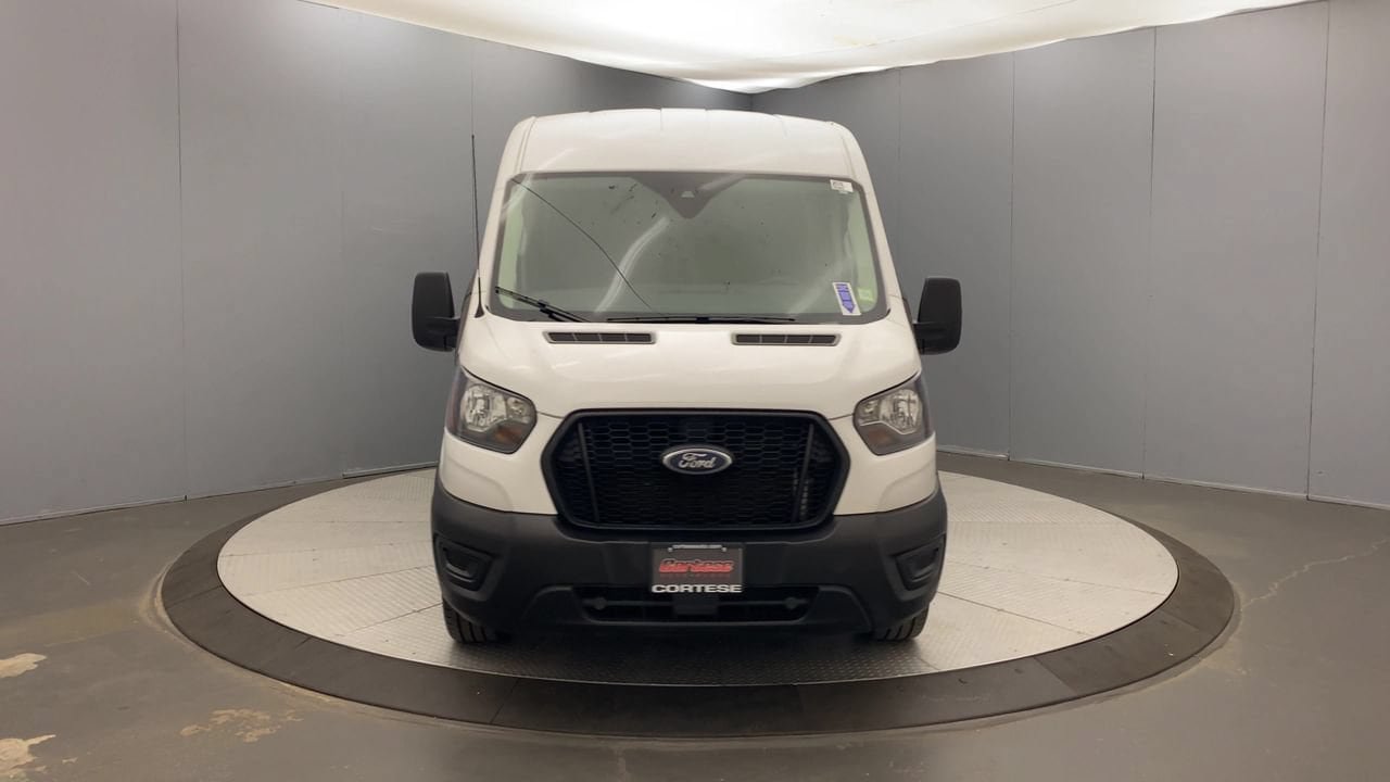 Used 2025 Ford Transit 250 148 Medium Roof Extended AWD image 8