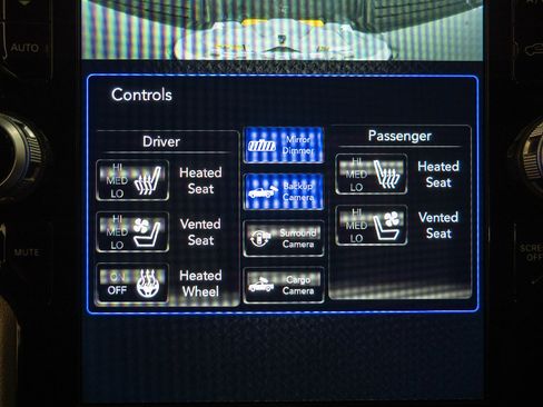 Used 2020 RAM 3500 Laramie image 30