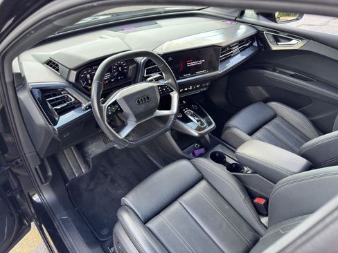 Used 2024 Audi Q4 e-tron Premium Plus w/ Premium Plus AWD/4WD image 25
