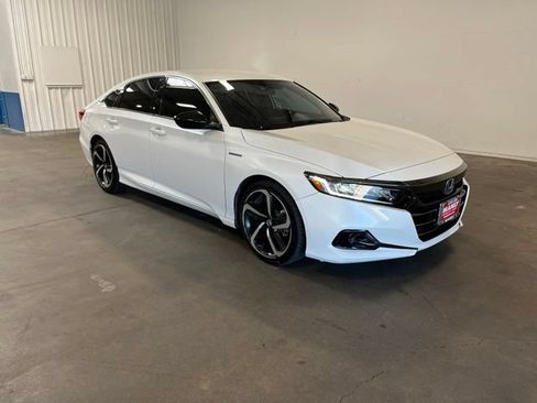 Used 2022 Honda Accord Sport image 1