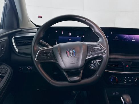 Used 2024 Buick Encore GX Sport Touring image 18