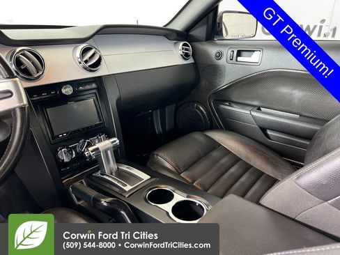Used 2008 Ford Mustang GT Premium RWD image 24
