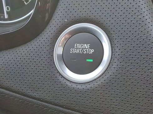 Certified 2025 Cadillac XT5 Premium Luxury w/ LPO, Floor Liner Package image 25