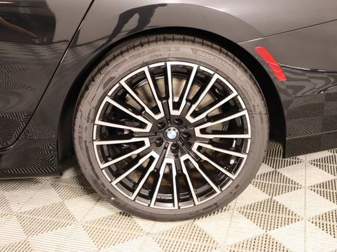 New 2025 BMW 760i xDrive image 21