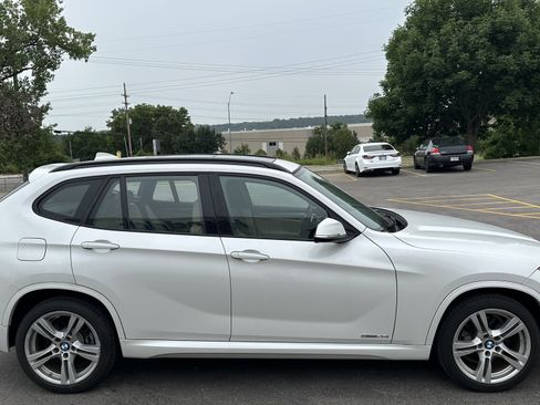 Used 2015 BMW X1 sDrive28i RWD image 11