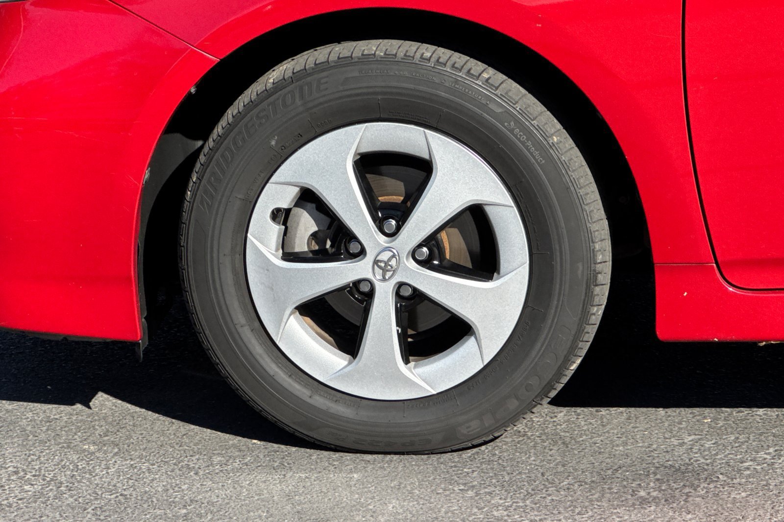 Used 2013 Toyota Prius Three FWD image 31