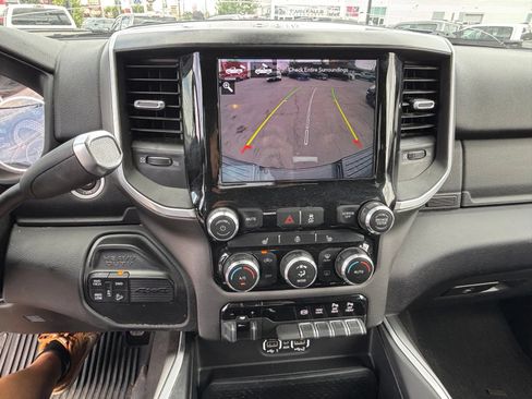 Used 2021 RAM 2500 Big Horn w/ Night Edition AWD/4WD image 11