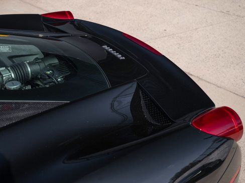 Used 2012 Ferrari 458 Italia Coupe RWD image 17