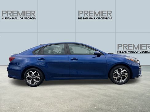 Used 2021 Kia Forte LXS image 4