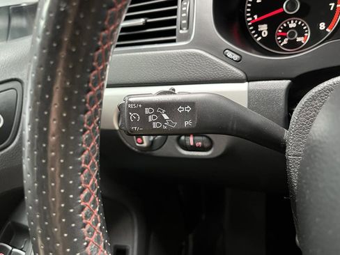 Used 2013 Volkswagen Jetta GLI Autobahn FWD image 15