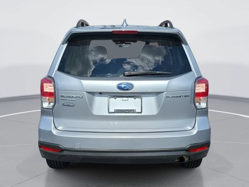 Used 2018 Subaru Forester 2.5i Premium AWD/4WD image 5