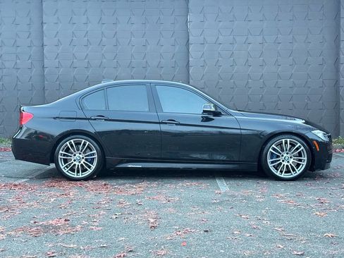 Used 2014 BMW 335i Sedan w/ Technology Package image 4
