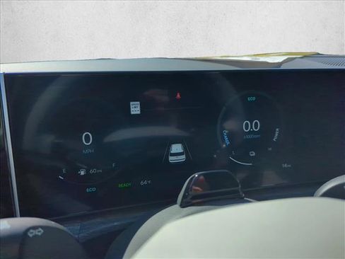 Used 2025 Hyundai Santa Fe Limited image 12