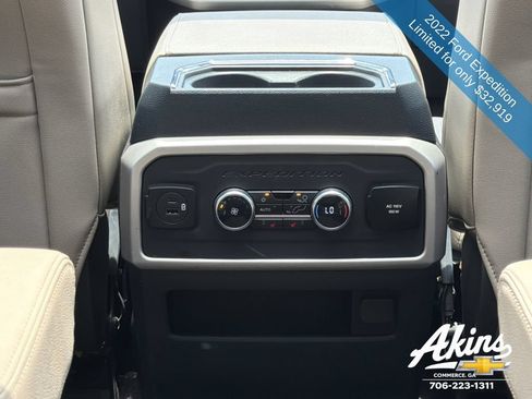 Used 2022 Ford Expedition Limited RWD image 24