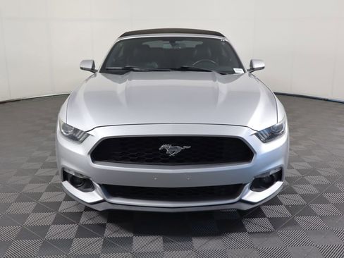 Used 2016 Ford Mustang Premium image 10