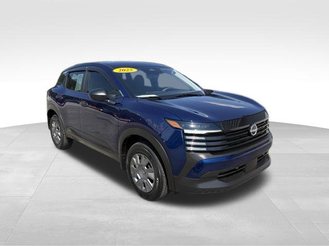 Used 2025 Nissan Kicks S FWD image 8