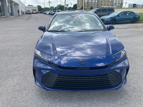 Used 2025 Toyota Camry LE w/ Convenience Package AWD/4WD image 2