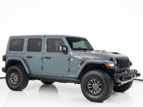 Used 2024 Jeep Wrangler Unlimited Rubicon 392 AWD/4WD image 2