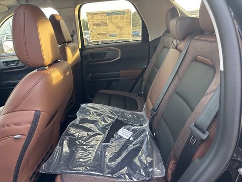 New 2026 Ford Bronco Sport Outer Banks w/ Outer Banks Tech Package+ AWD/4WD image 15