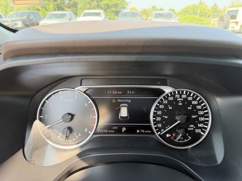 Used 2021 Nissan Rogue SV AWD/4WD image 16