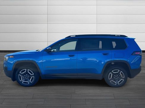 New 2026 Jeep Cherokee Laredo image 7
