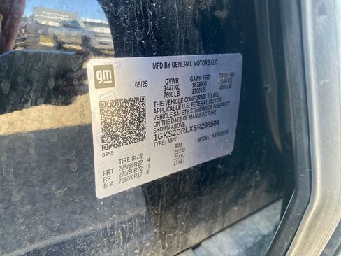 Used 2025 GMC Yukon Denali w/ Sun & Power Step Package image 24