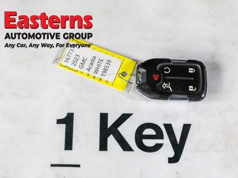 Used 2023 GMC Acadia SLT image 27