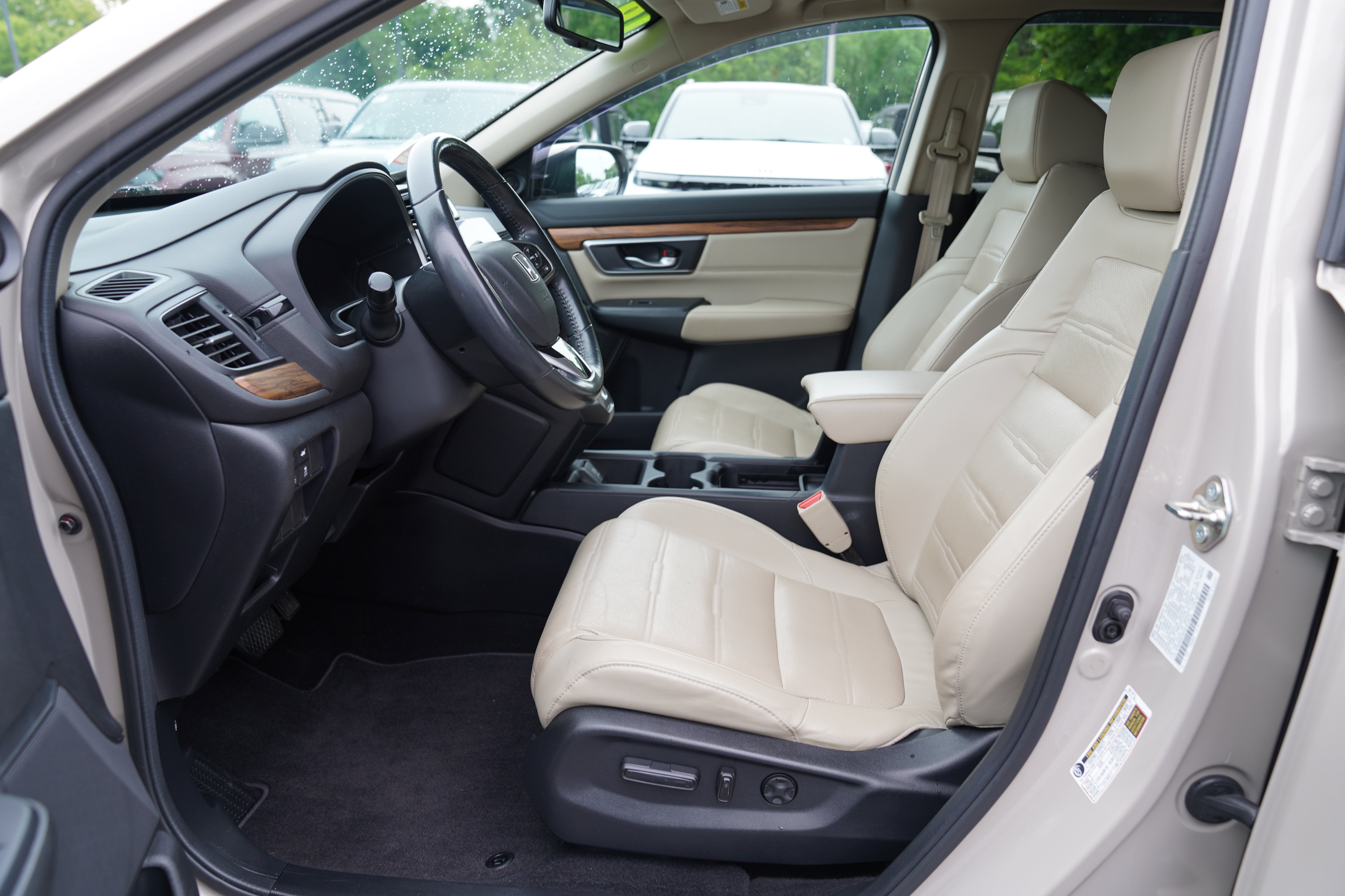 Used 2019 Honda CR-V EX-L image 4