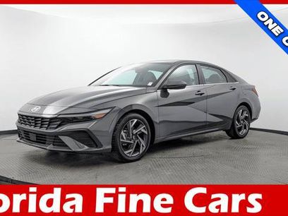 Used 2025 Hyundai Elantra Limited