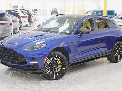Used 2023 Aston Martin DBX 707 image 8