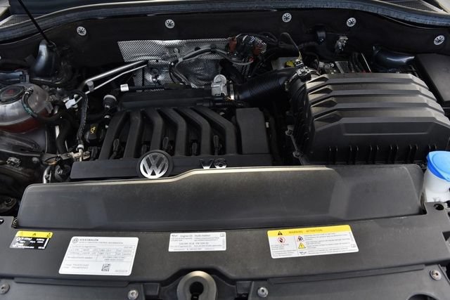 Certified 2023 Volkswagen Atlas Cross Sport SE w/ Panoramic Sunroof Package AWD/4WD image 27