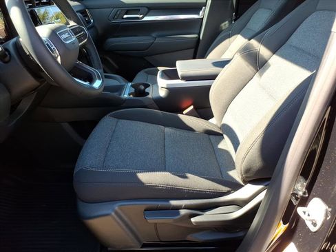 New 2026 GMC Terrain Elevation w/ LPO, Floor Liner Package image 13