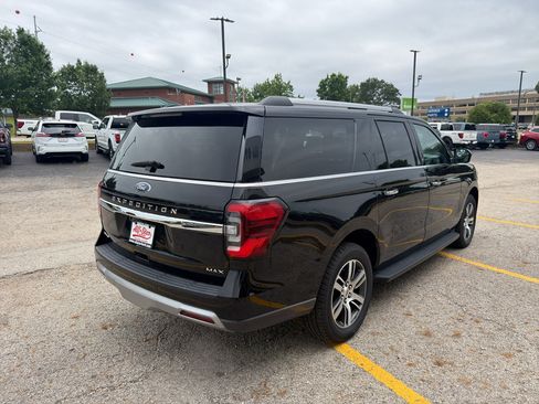 Used 2024 Ford Expedition Max Limited RWD image 5