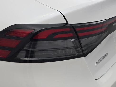 Used 2024 Honda Accord EX image 33