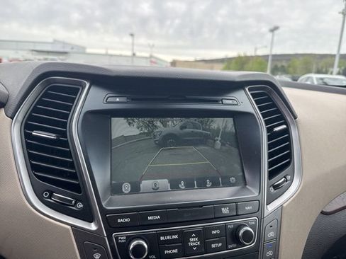 Used 2018 Hyundai Santa Fe AWD w/ SE Ultimate Tech Package 03 image 17