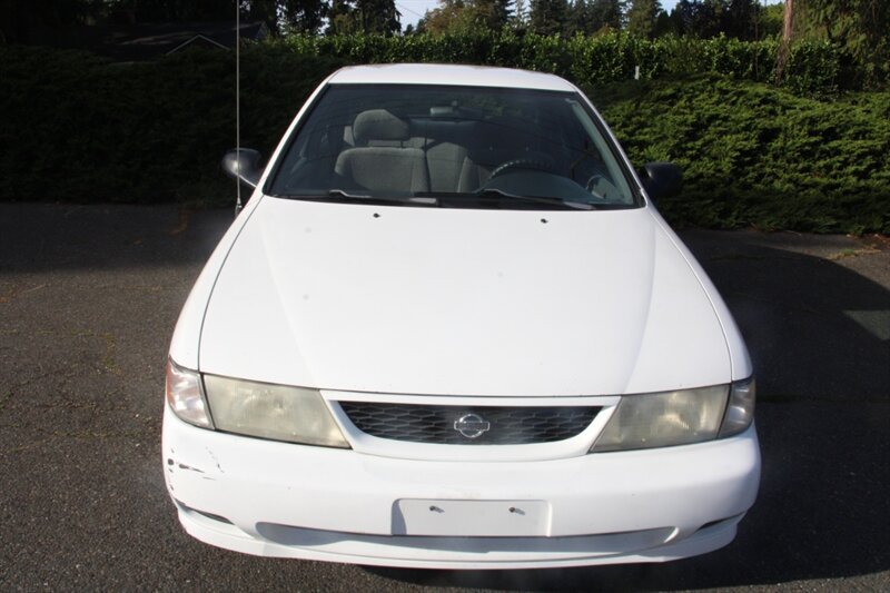 Used 1998 Nissan Sentra GXE FWD image 9