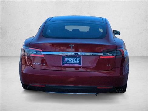 Used 2015 Tesla Model S 70 image 7