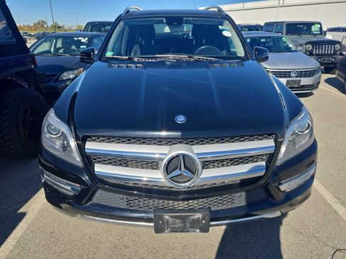Used 2015 Mercedes-Benz GL 450 4MATIC image 3