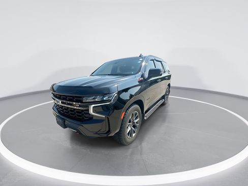 Used 2021 Chevrolet Tahoe Z71 w/ Z71 Off-Road Package AWD/4WD image 4