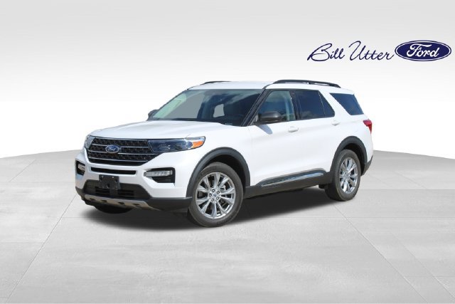 Used 2024 Ford Explorer XLT w/ Equipment Group 202A RWD image 1