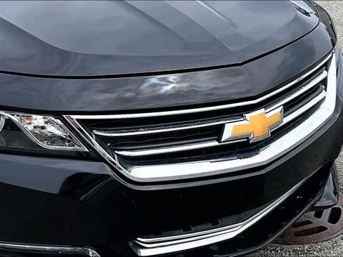 Used 2019 Chevrolet Impala Premier FWD image 29