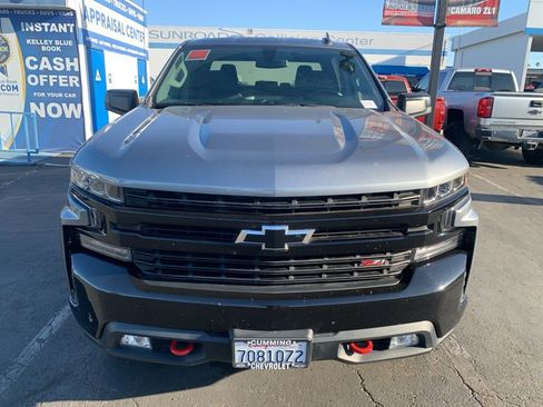 Used 2021 Chevrolet Silverado 1500 LT Trail Boss image 3