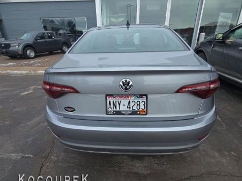 Used 2021 Volkswagen Jetta S image 5