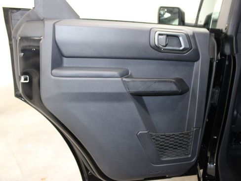 New 2025 Ford Bronco 4-Door image 18